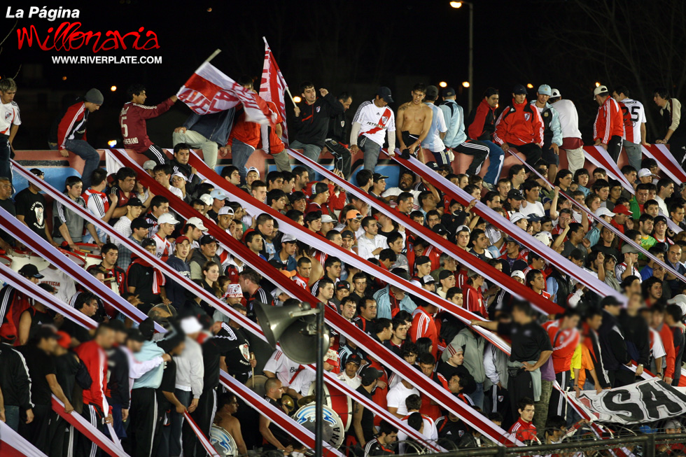 Arsenal vs River Plate (AP 2009) 17